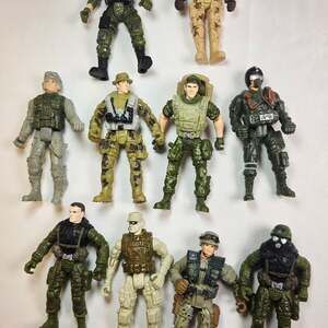 Lot of 10 Chap Mei Soldier Force Military Action Figures